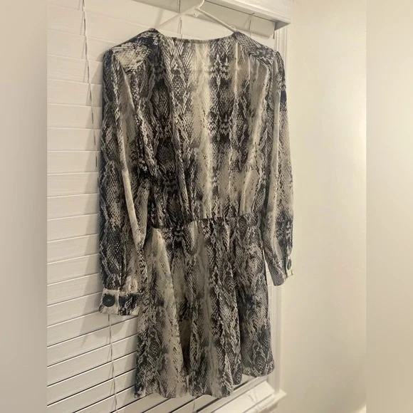 Zara Snakeskin Mini Dress/ Size M - Picture 4 of 4